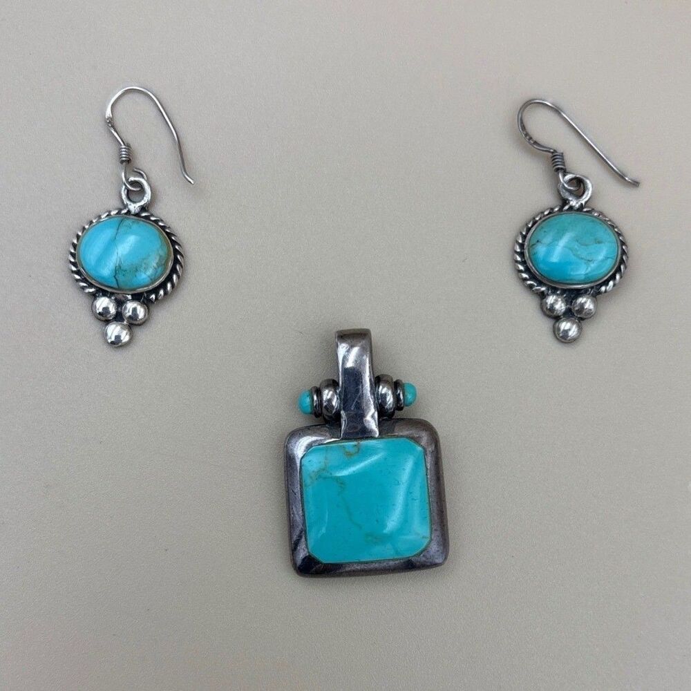 VTG Sterling Silver 925 TurquoiseNecklace & Earrings Matching SetSouthwestern